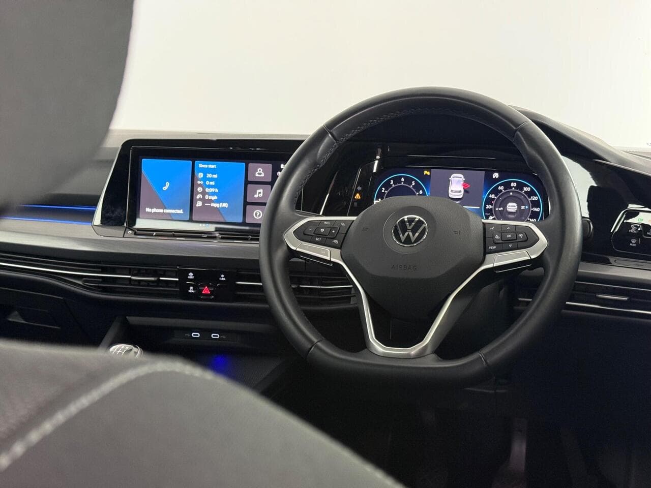 Volkswagen Golf thumbnail Steering Wheel