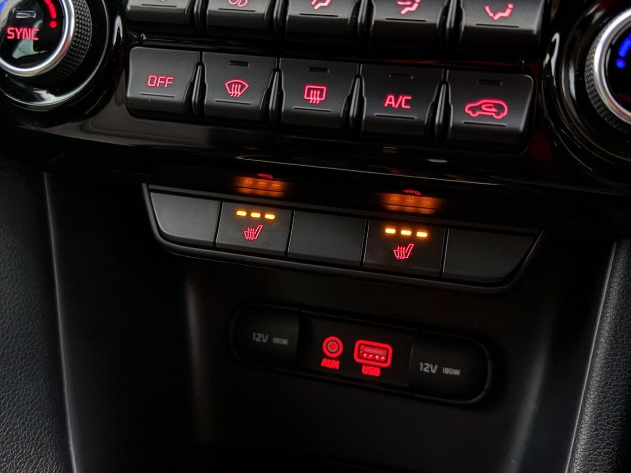 Kia Sportage thumbnail Misc Controls