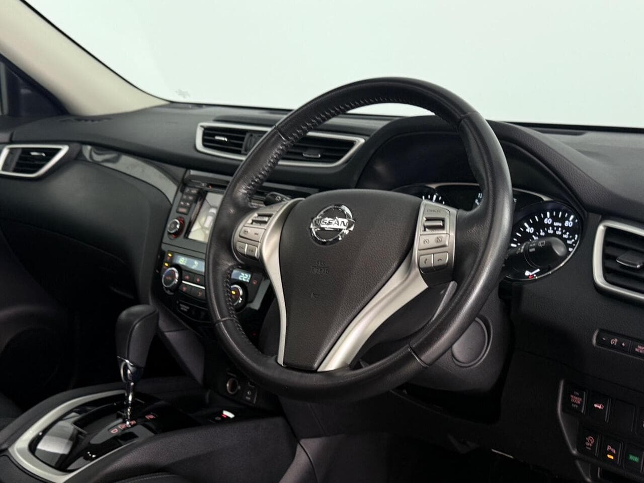 Nissan X-Trail thumbnail Inconclusive