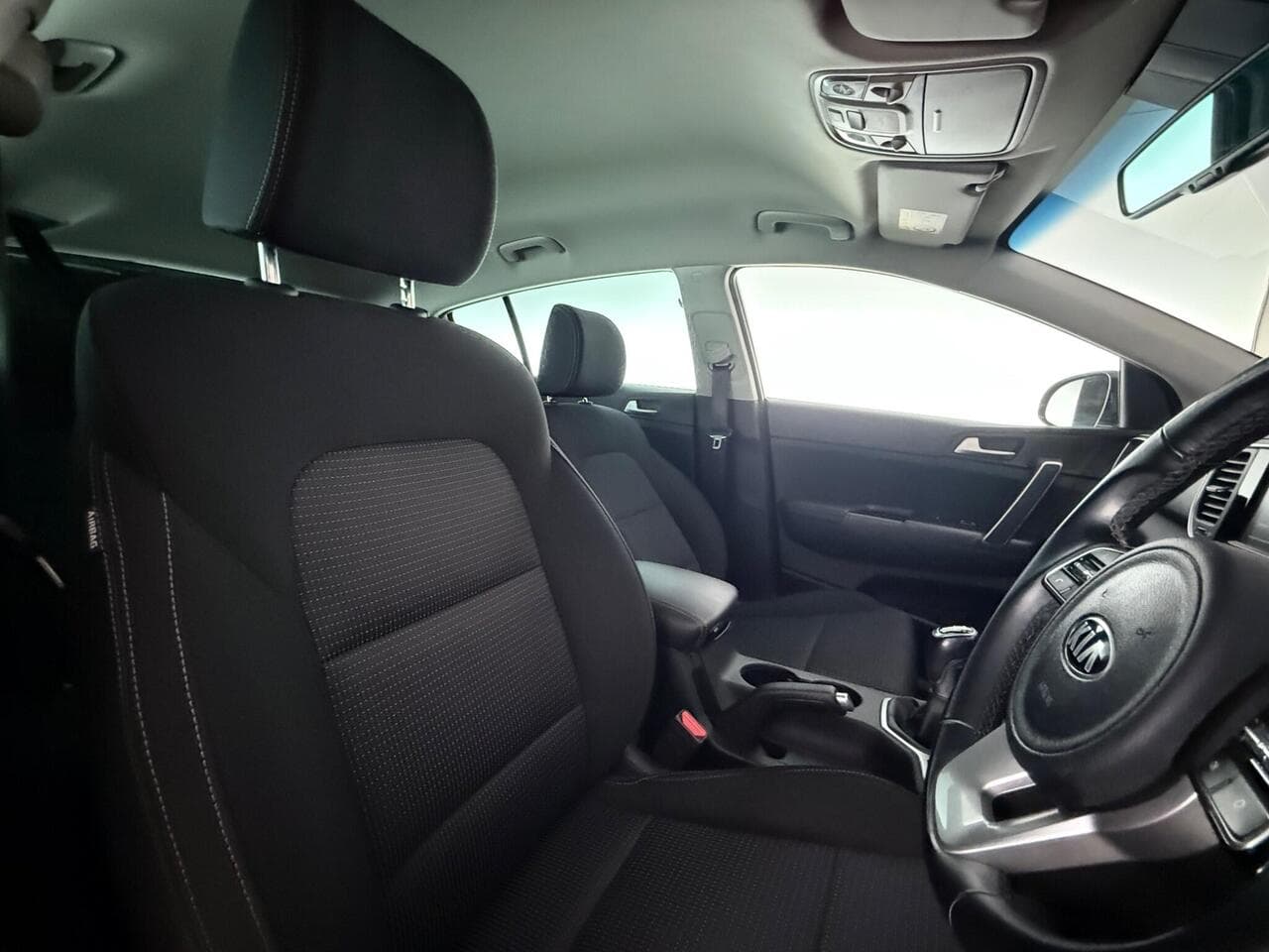 Kia Sportage thumbnail Seat Driver