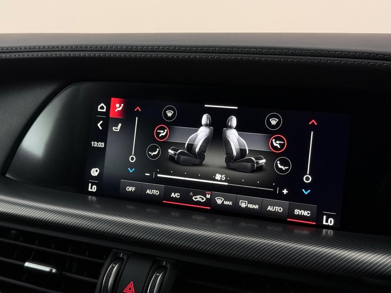 Alfa Romeo Stelvio thumbnail Infotainment System