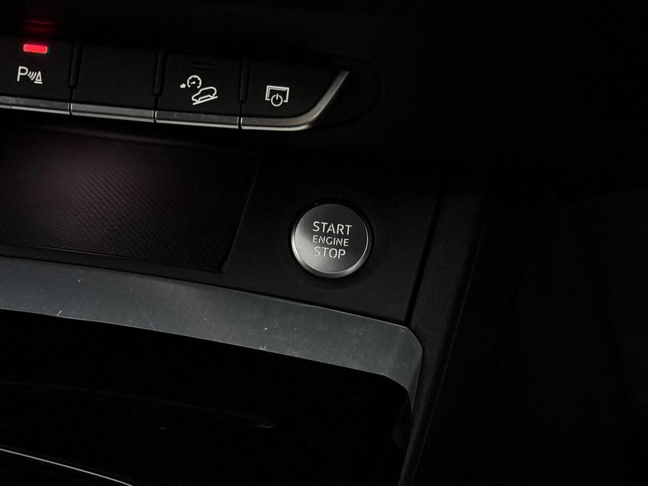Audi Q5 thumbnail Misc Controls