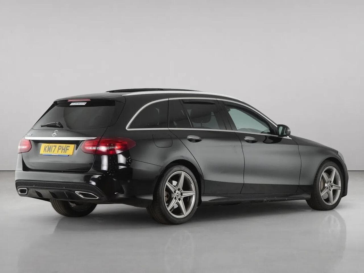Mercedes-Benz C Class thumbnail Rear Right