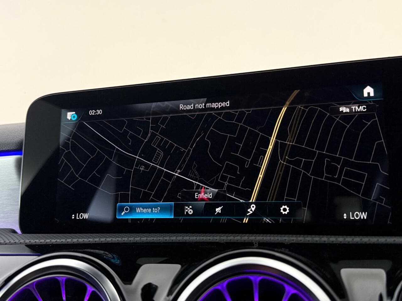 Mercedes-Benz A Class thumbnail Infotainment System