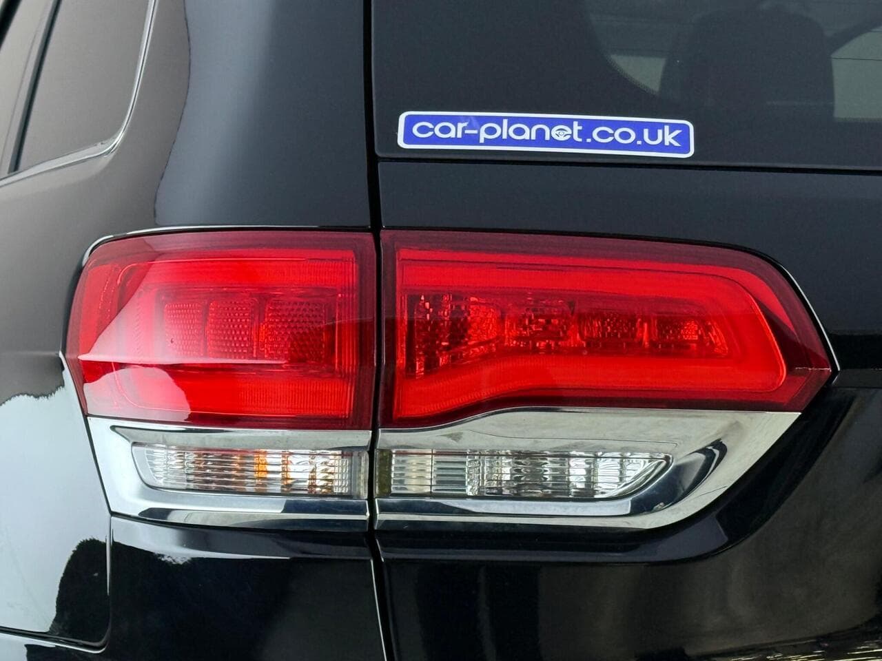 Jeep Grand Cherokee thumbnail Lights Rear