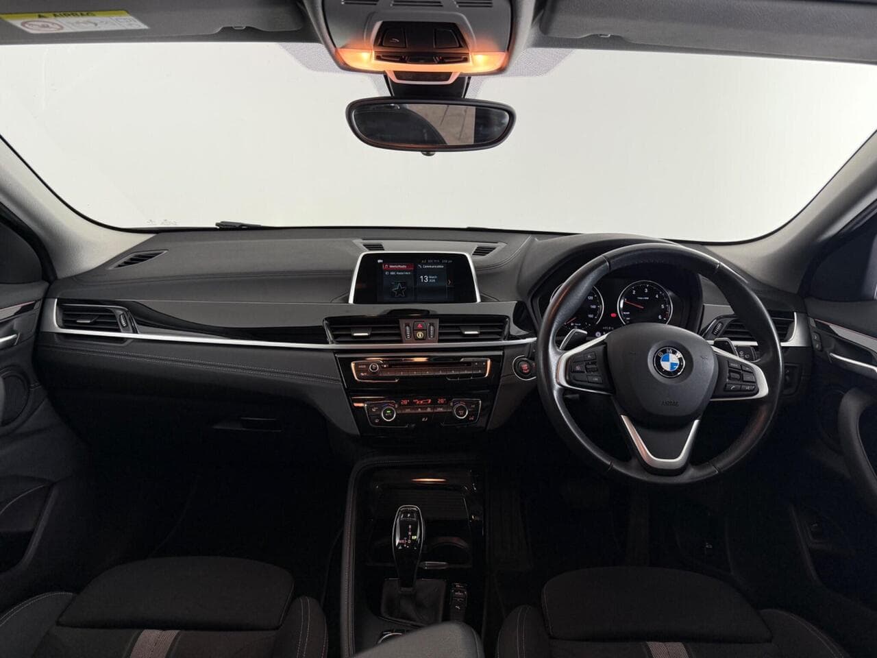 BMW X2 thumbnail Interior Front