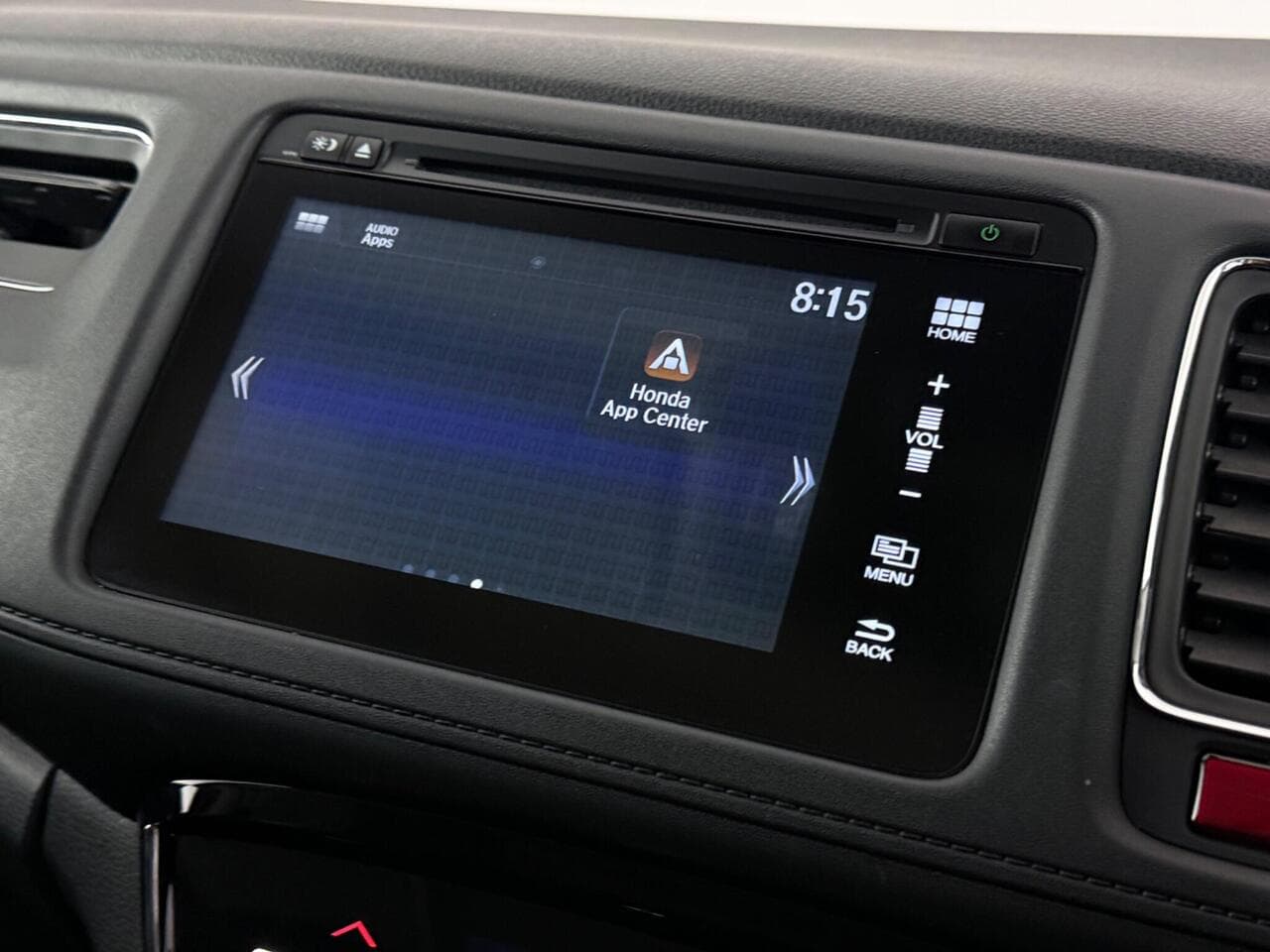 Honda HR-V thumbnail Infotainment System