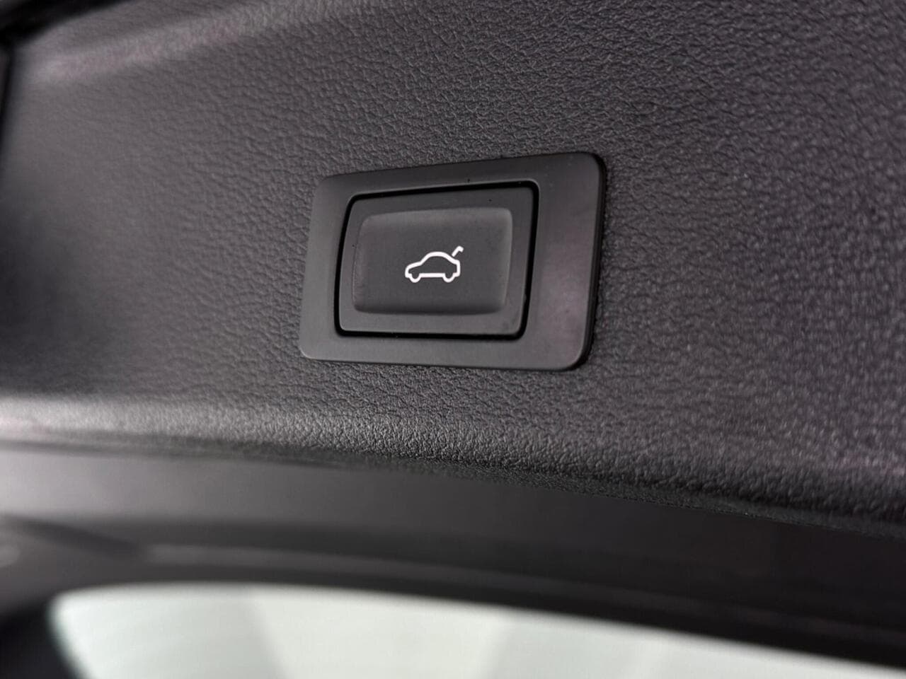 Audi A4 Avant thumbnail Misc Controls