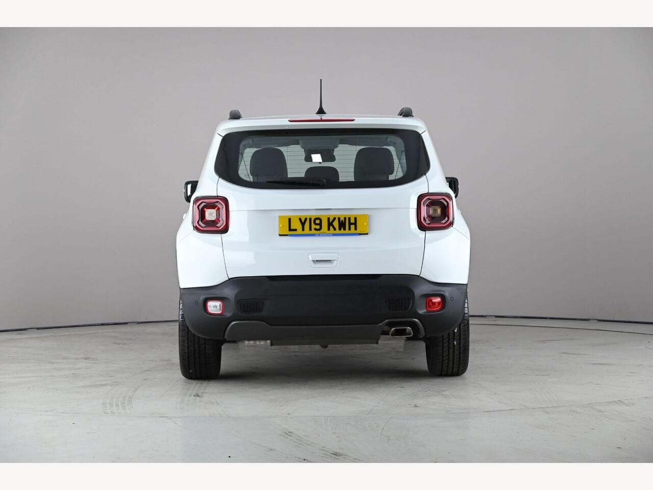 Jeep Renegade thumbnail Rear