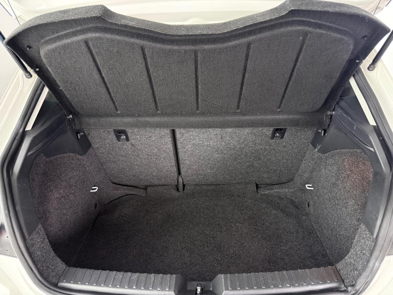 SEAT Ibiza thumbnail Boot