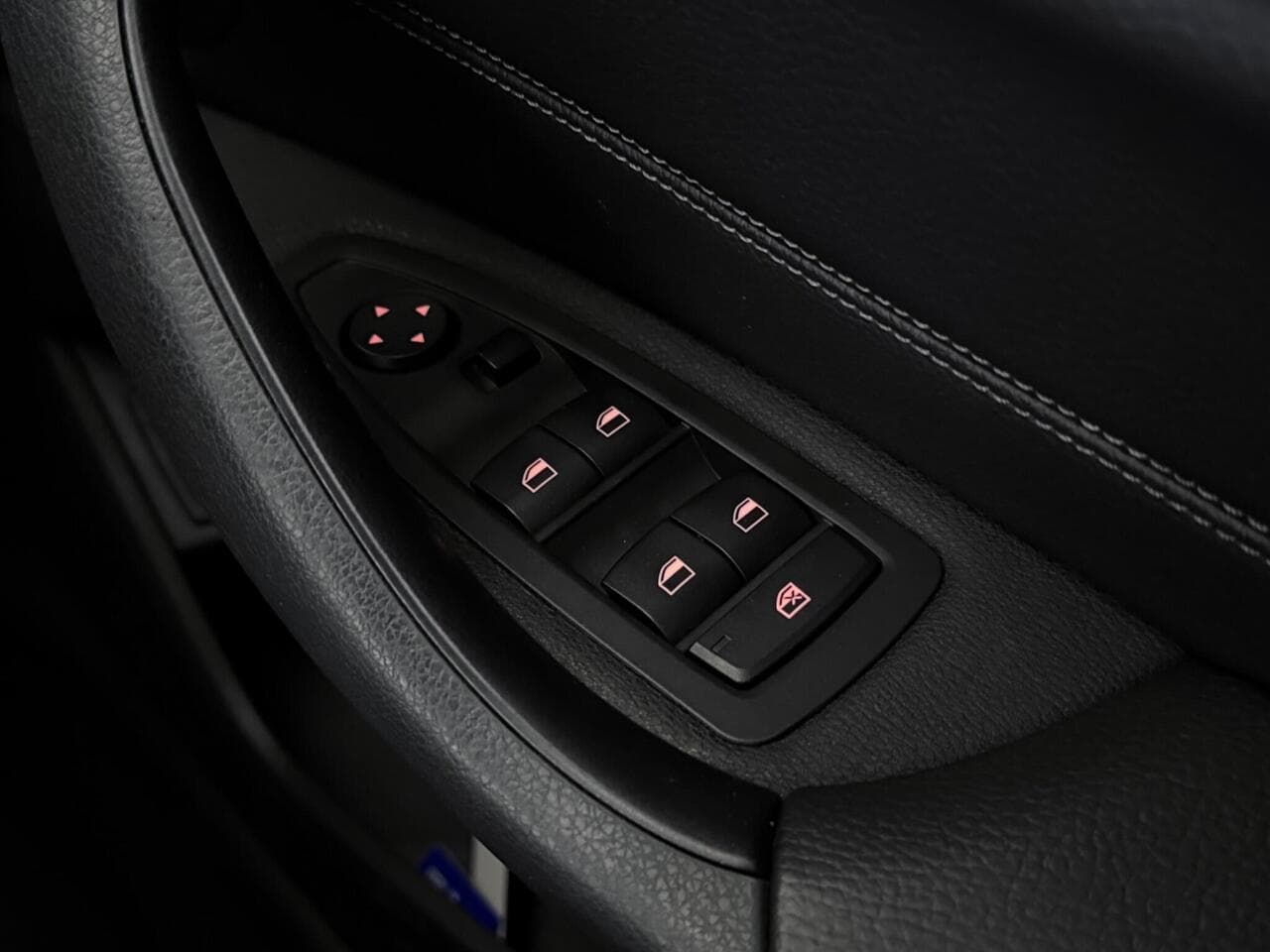 BMW X1 thumbnail Misc Controls