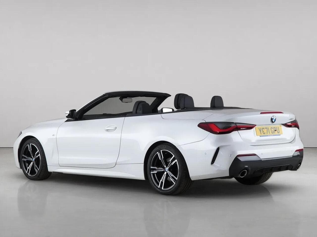 BMW 4 Series thumbnail Rear Left