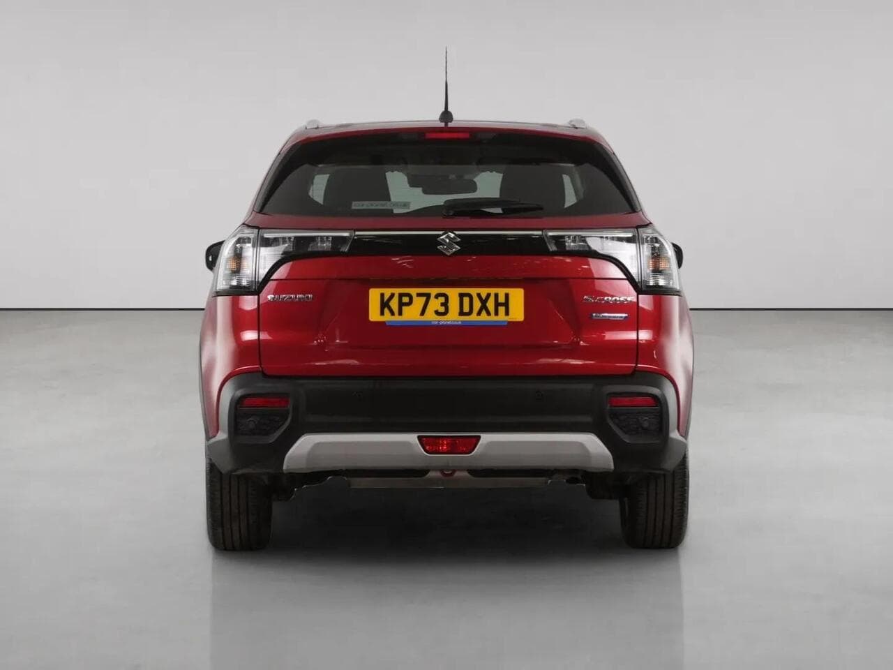 Suzuki S-Cross thumbnail Rear