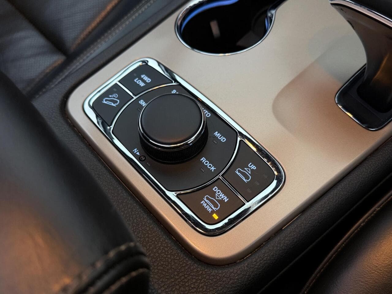 Jeep Grand Cherokee thumbnail Inconclusive