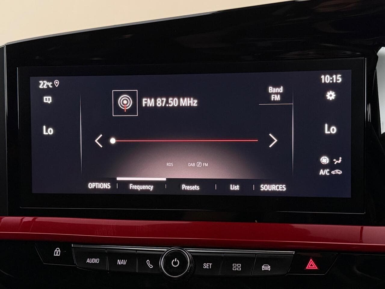 Vauxhall Mokka thumbnail Infotainment System