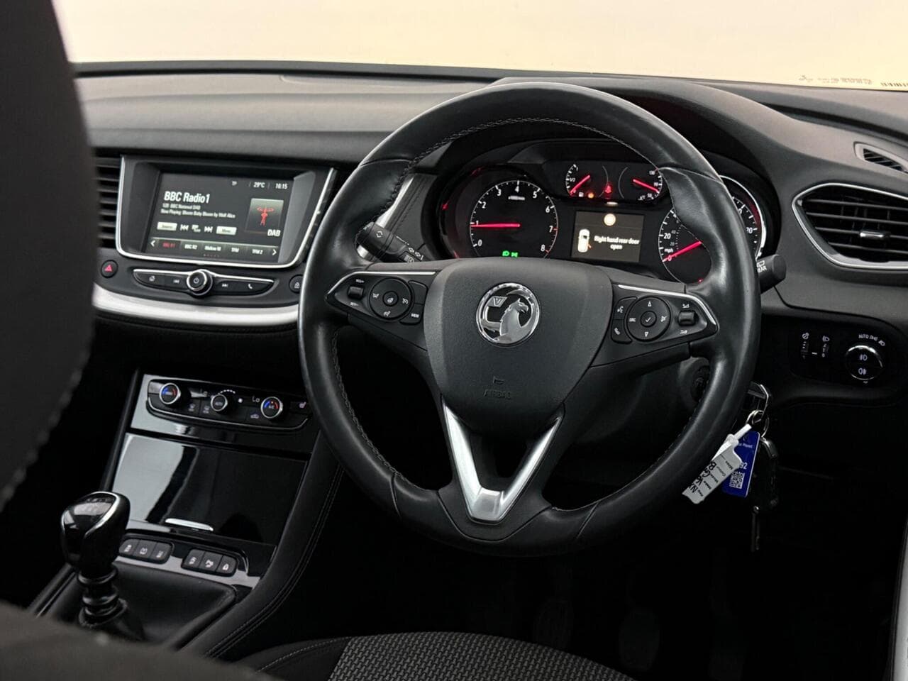 Vauxhall Grandland X thumbnail Steering Wheel