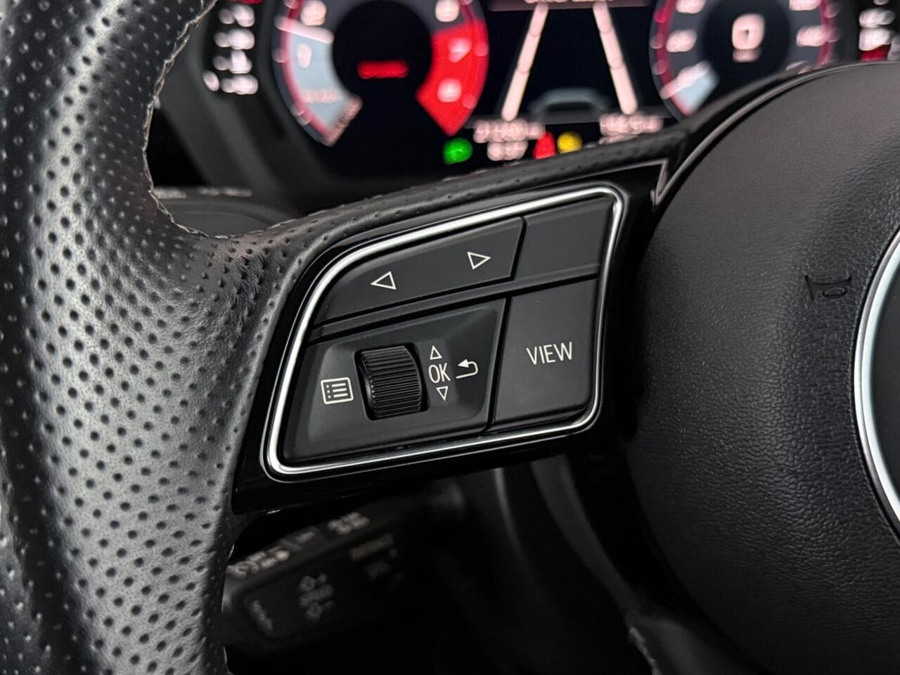 Audi A3 thumbnail Misc Controls