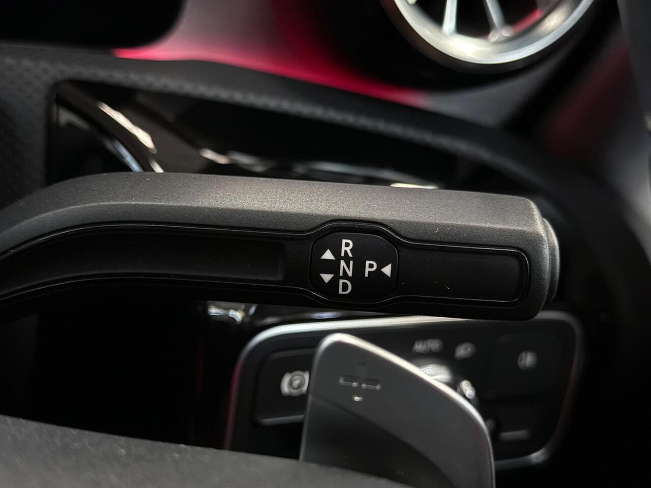 Mercedes-Benz A Class thumbnail Misc Controls
