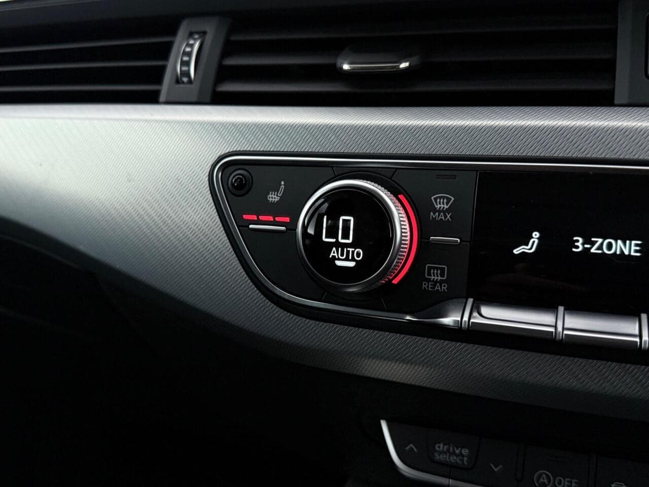 Audi A4 Avant thumbnail Misc Controls