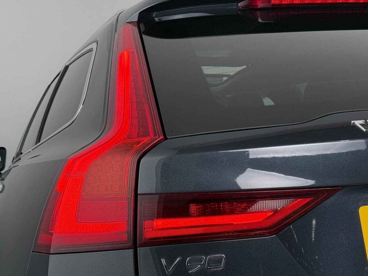 Volvo V90 thumbnail Lights Rear