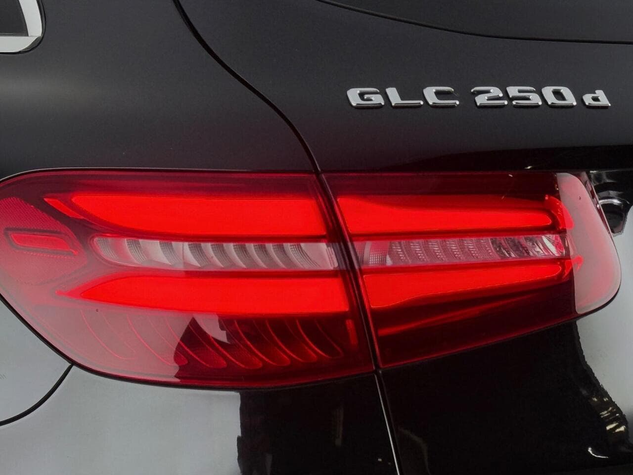Mercedes-Benz GLC thumbnail Lights Rear