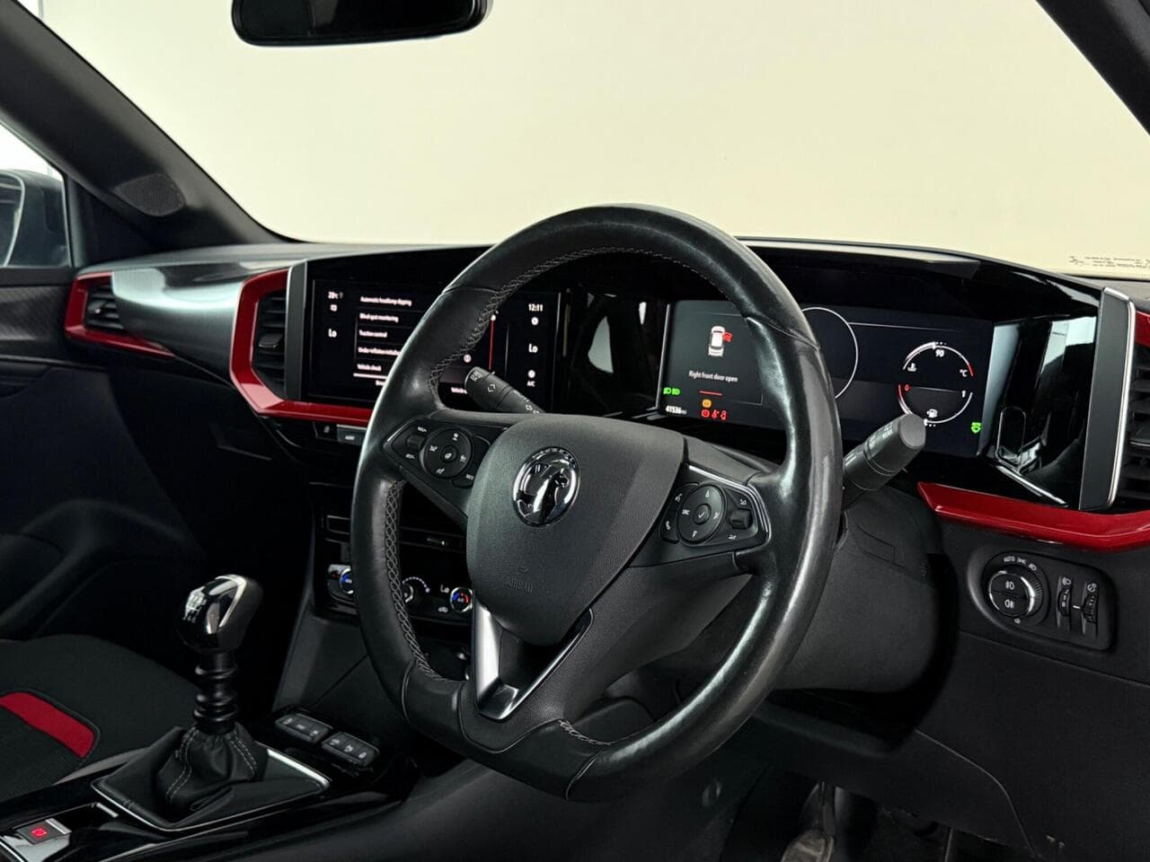 Vauxhall Mokka thumbnail Interior Front