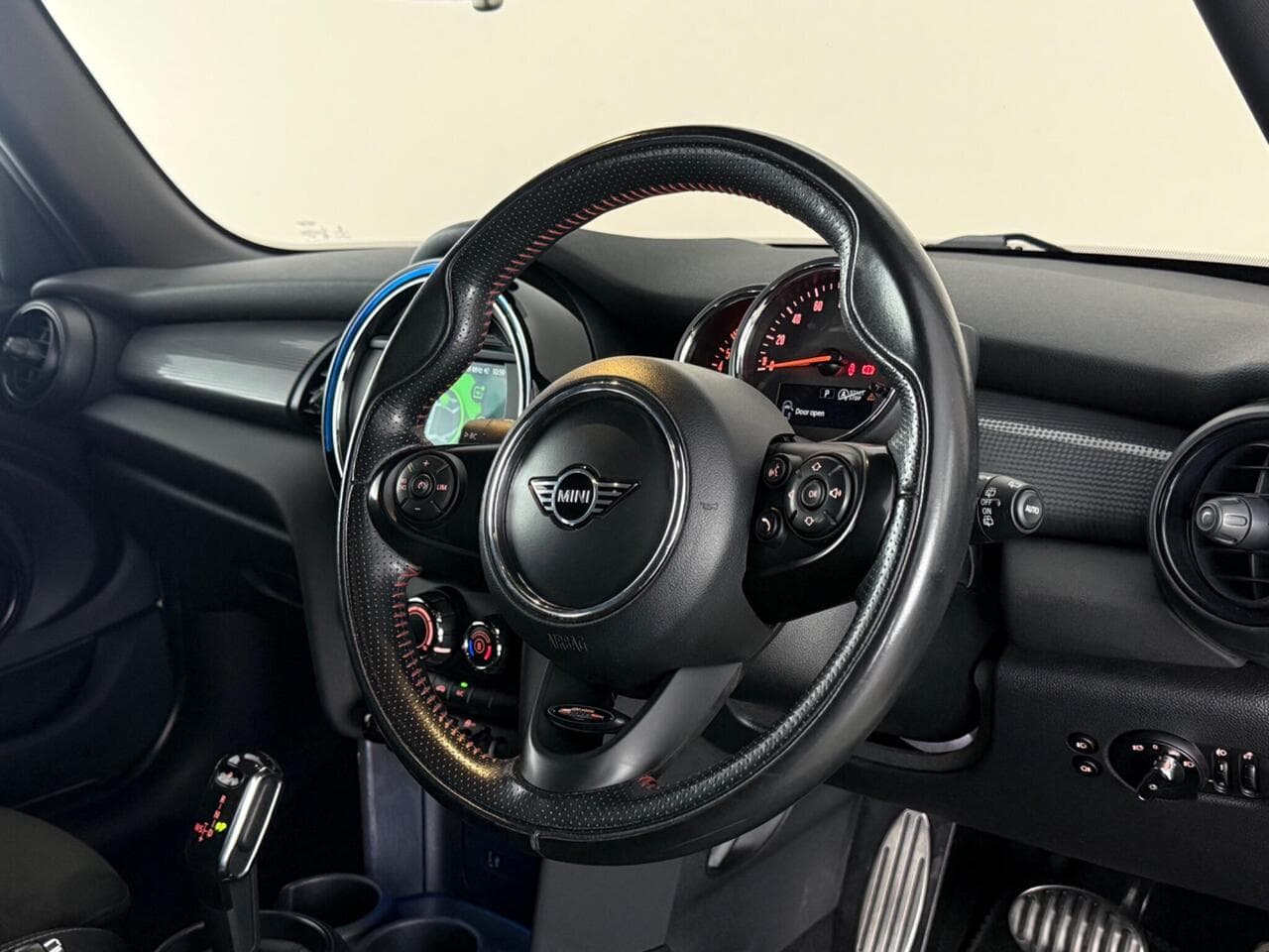 MINI Hatch thumbnail Inconclusive