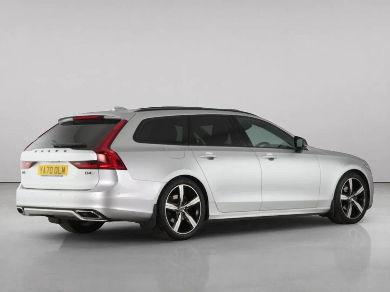 Volvo V90 thumbnail Rear Right