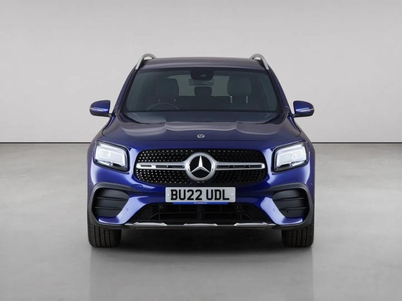 Mercedes-Benz GLB thumbnail Front