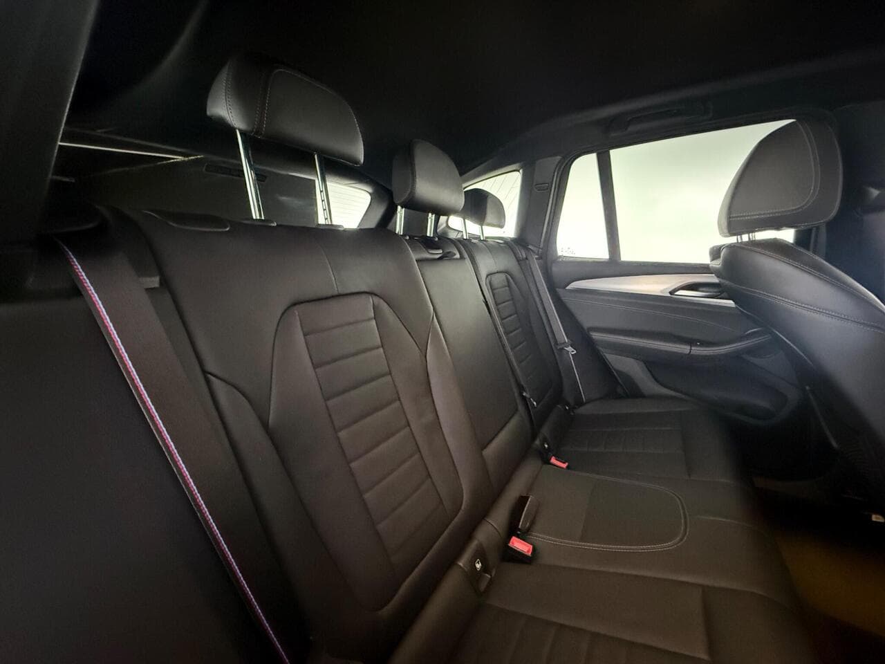 BMW X3 thumbnail Seats Rear