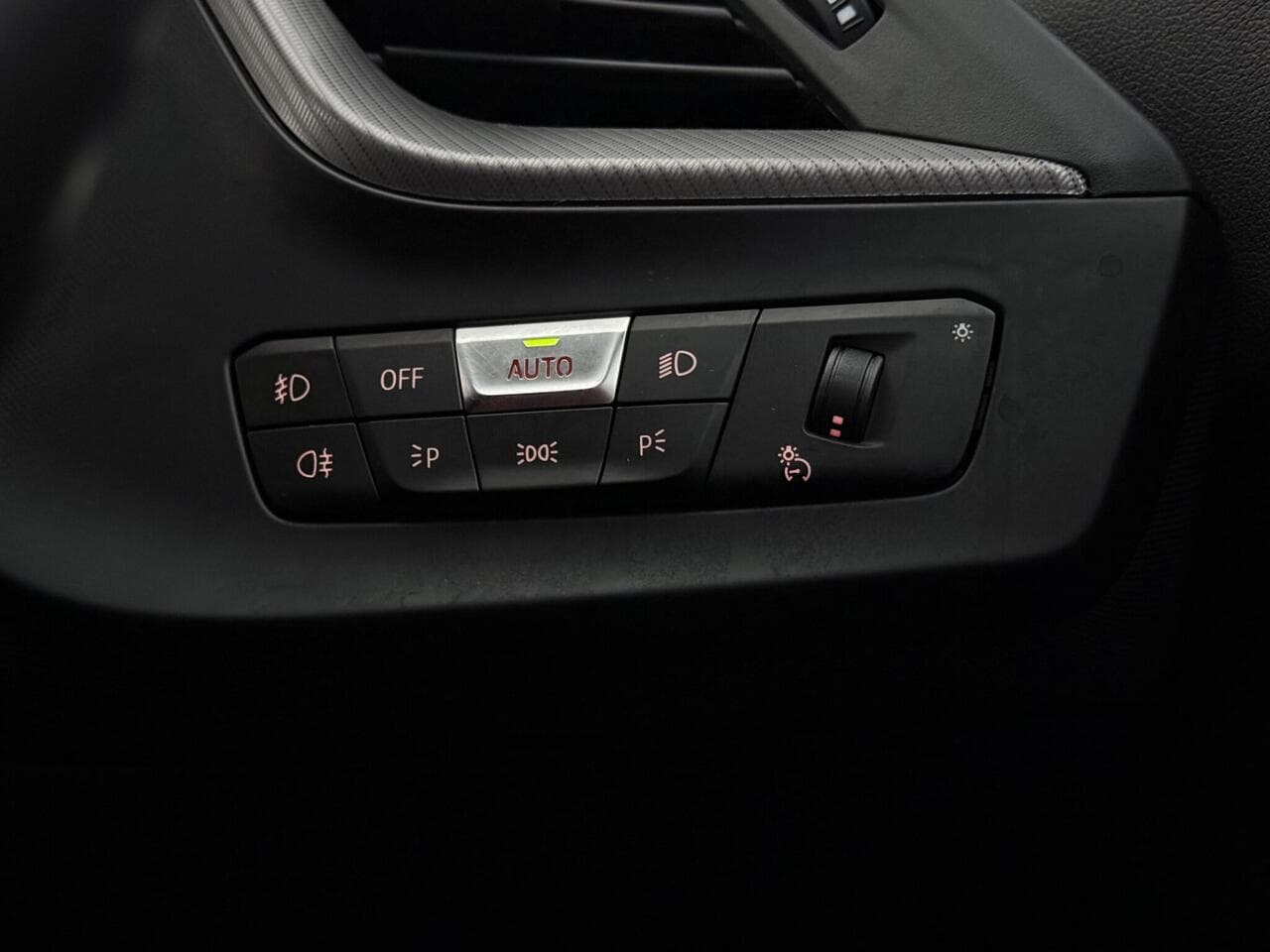 BMW 1 Series thumbnail Misc Controls