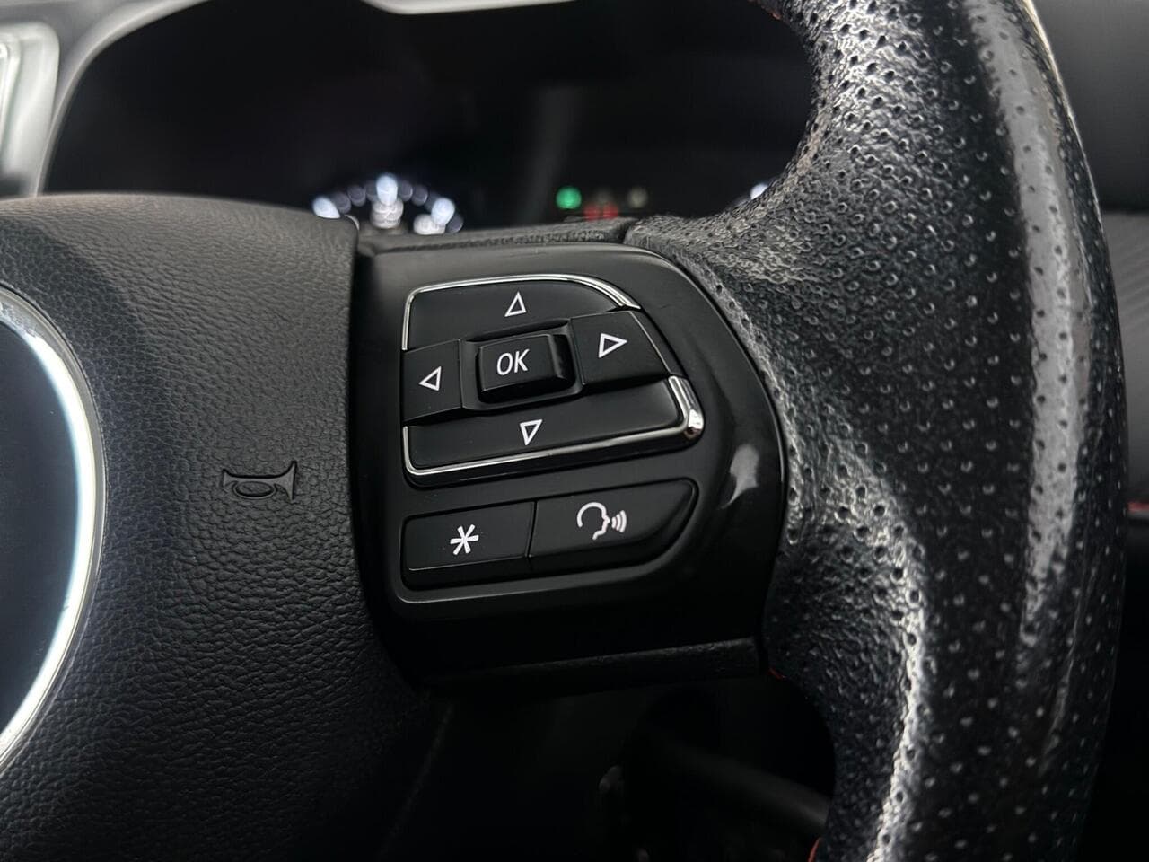 MG MG ZS thumbnail Misc Controls