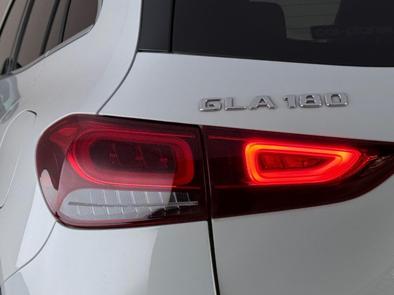 Mercedes-Benz GLA thumbnail Lights Rear