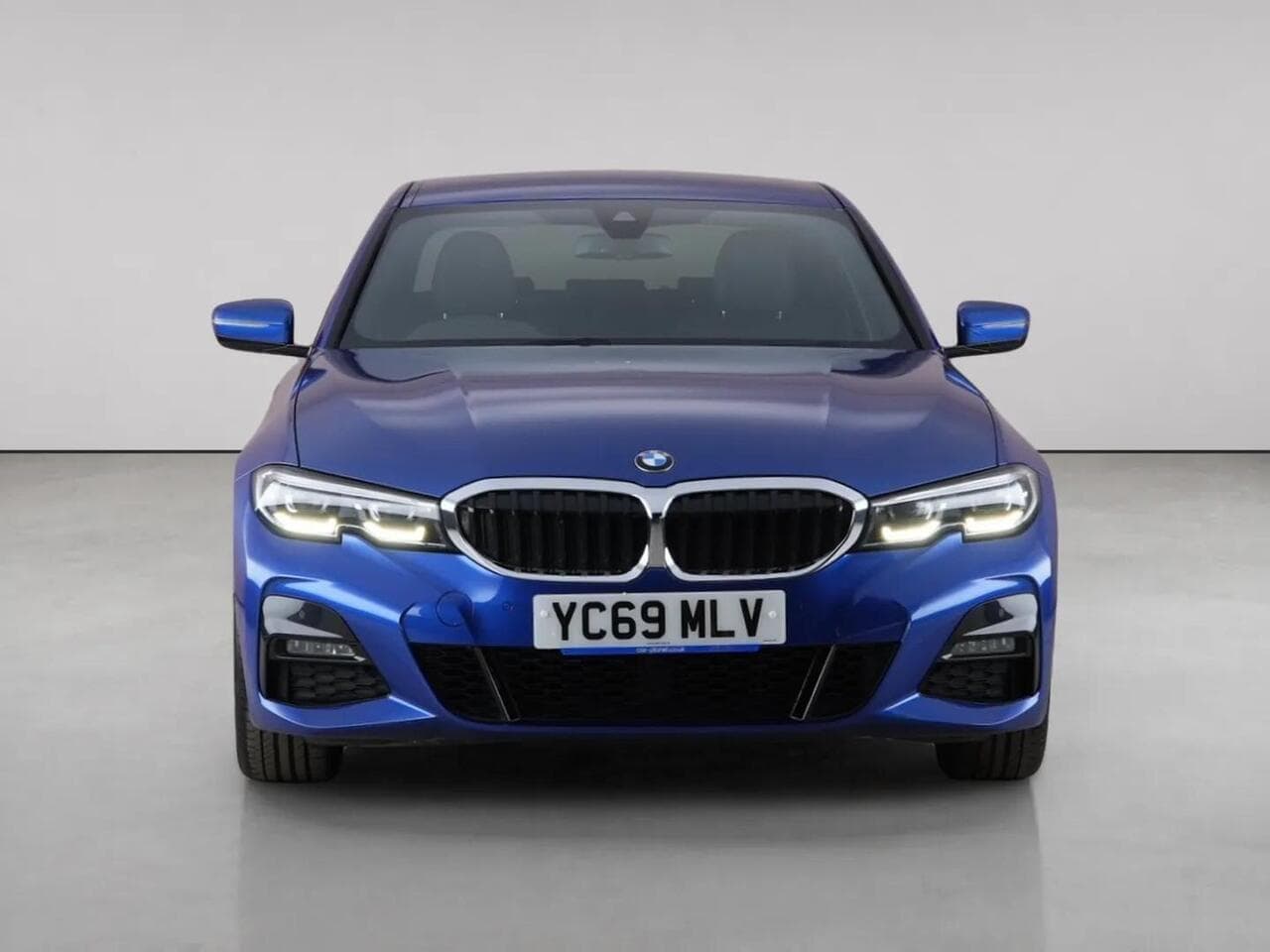 BMW 3 Series thumbnail Front