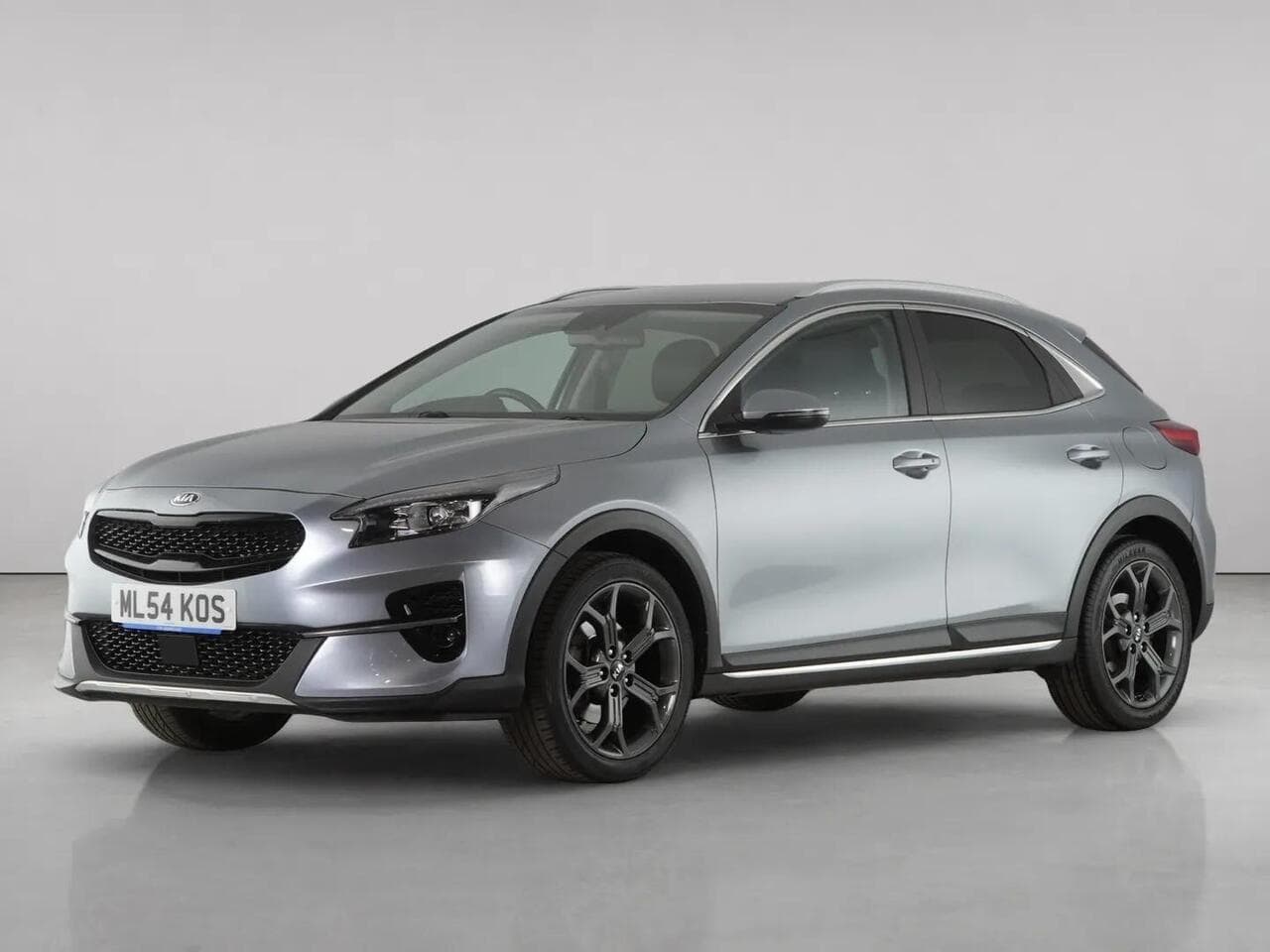 Kia XCeed thumbnail Front Left