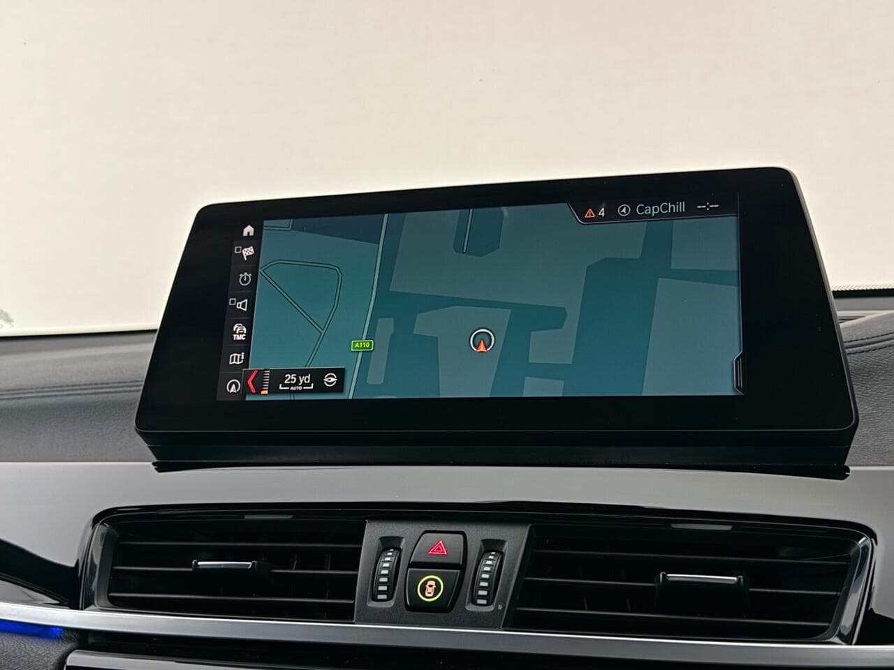 BMW X2 thumbnail Infotainment System