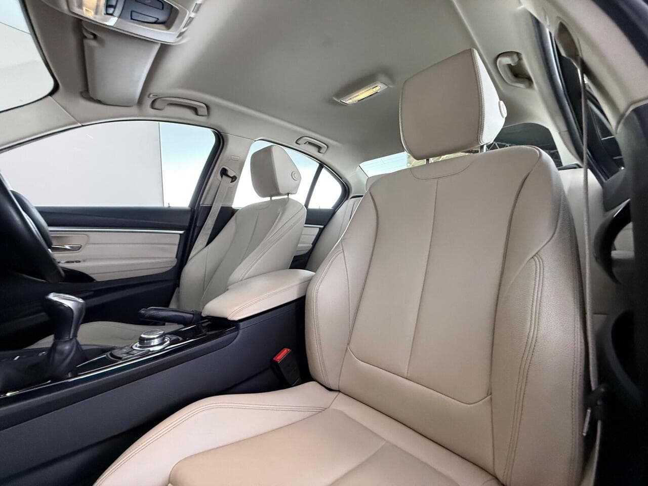 BMW 3 Series thumbnail Seat Front Passenger