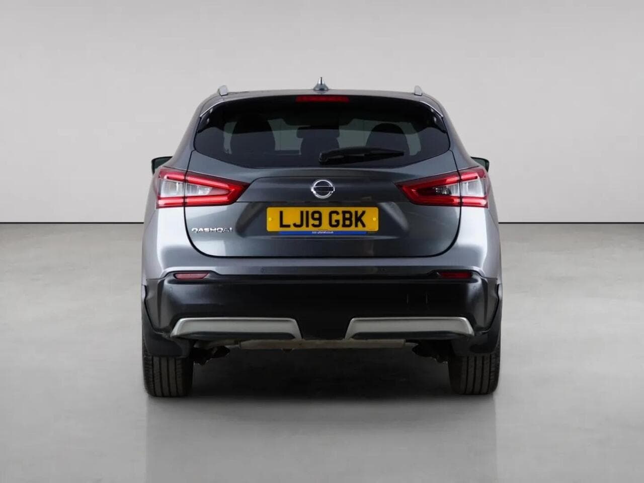 Nissan Qashqai thumbnail Rear