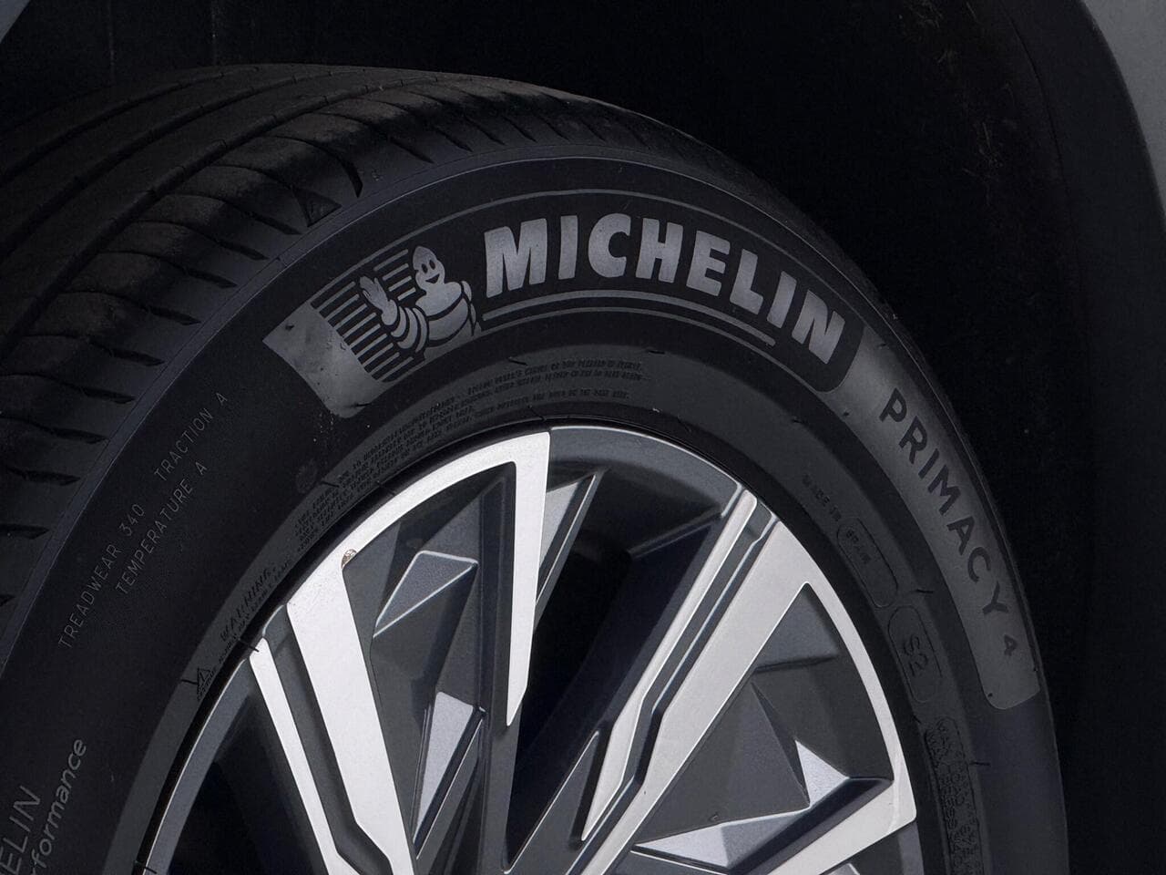 Hyundai TUCSON thumbnail Wheel