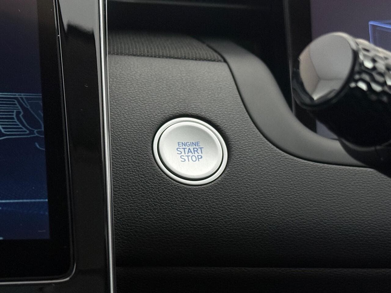 Hyundai TUCSON thumbnail Misc Controls