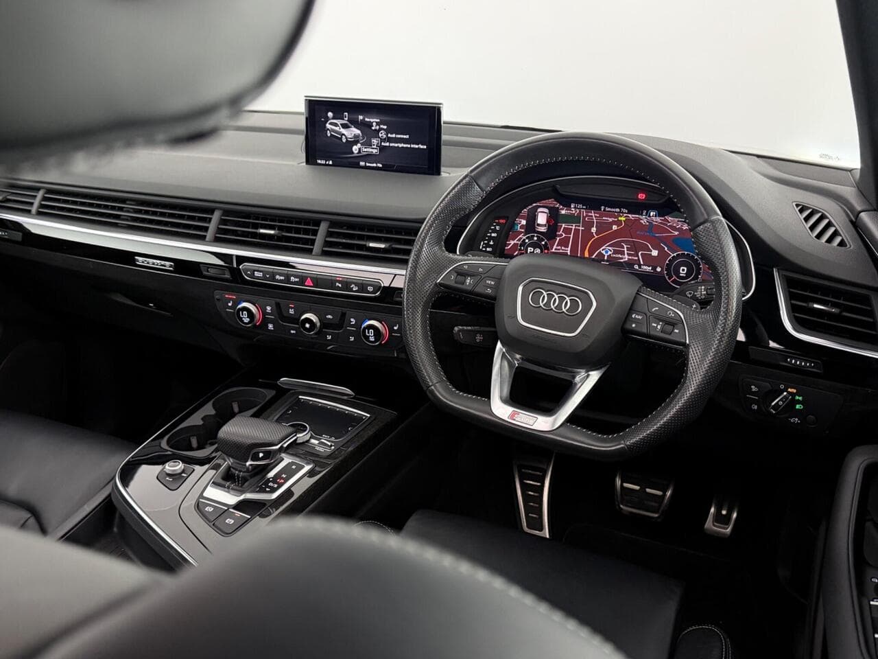 Audi Q7 thumbnail Inconclusive