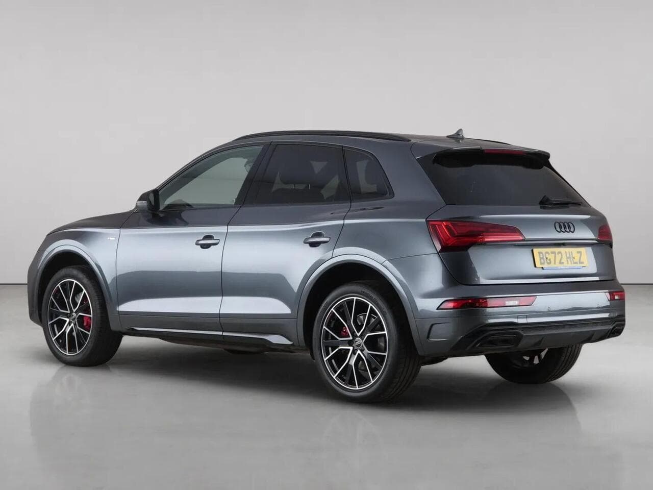 Audi Q5 thumbnail Rear Left