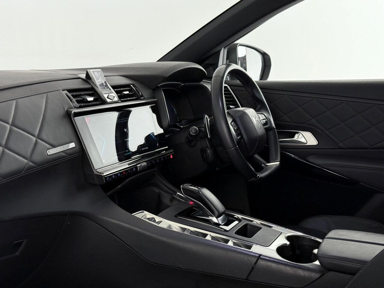 DS AUTOMOBILES DS 7 CROSSBACK thumbnail Interior Front