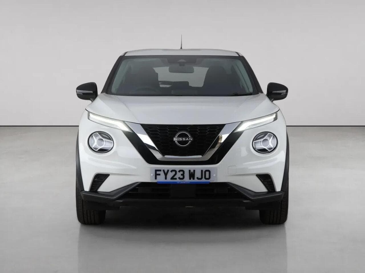 Nissan Juke thumbnail Front