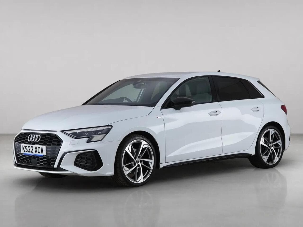 Audi A3 thumbnail Front Left