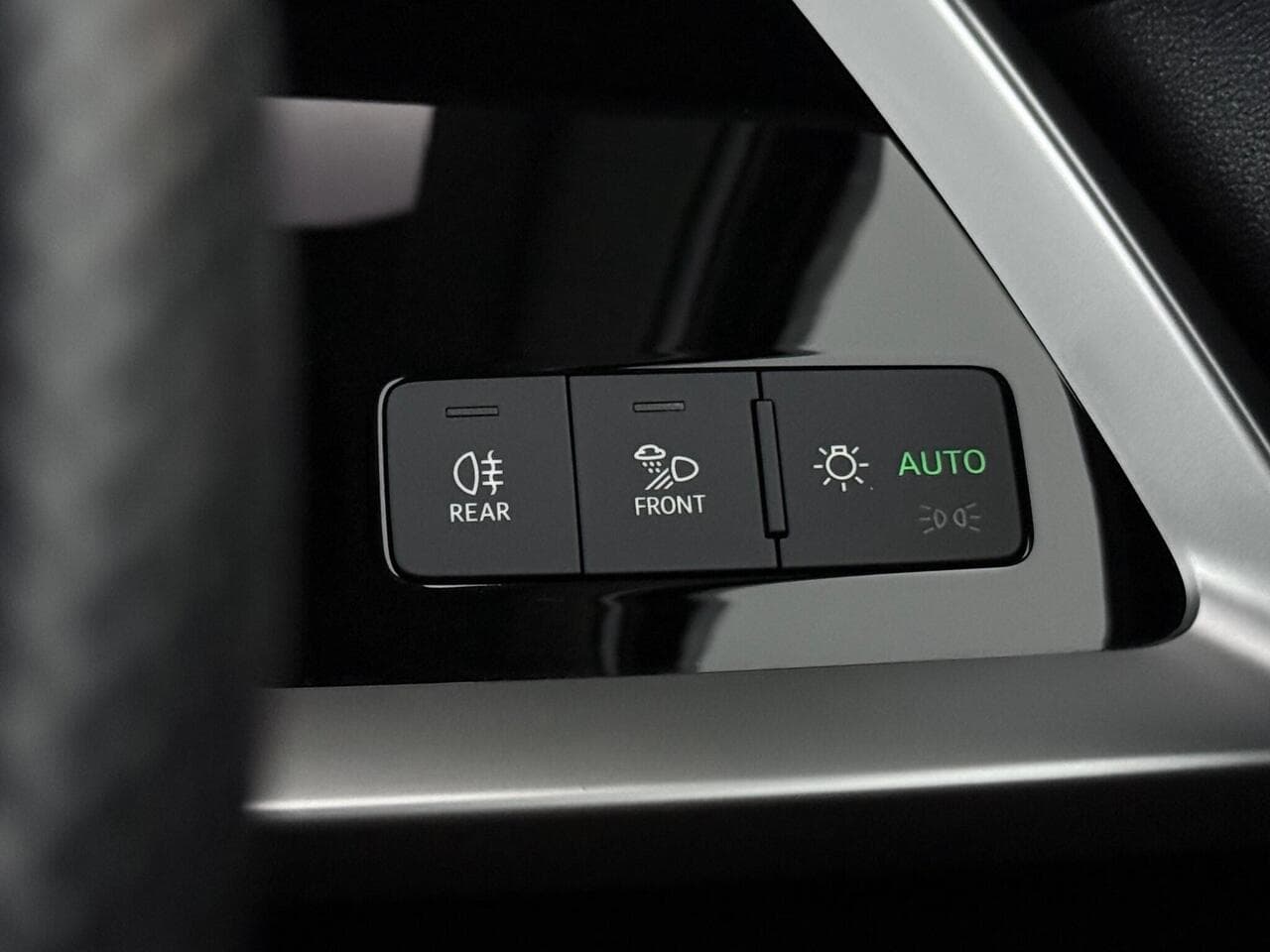 Audi A3 thumbnail Misc Controls