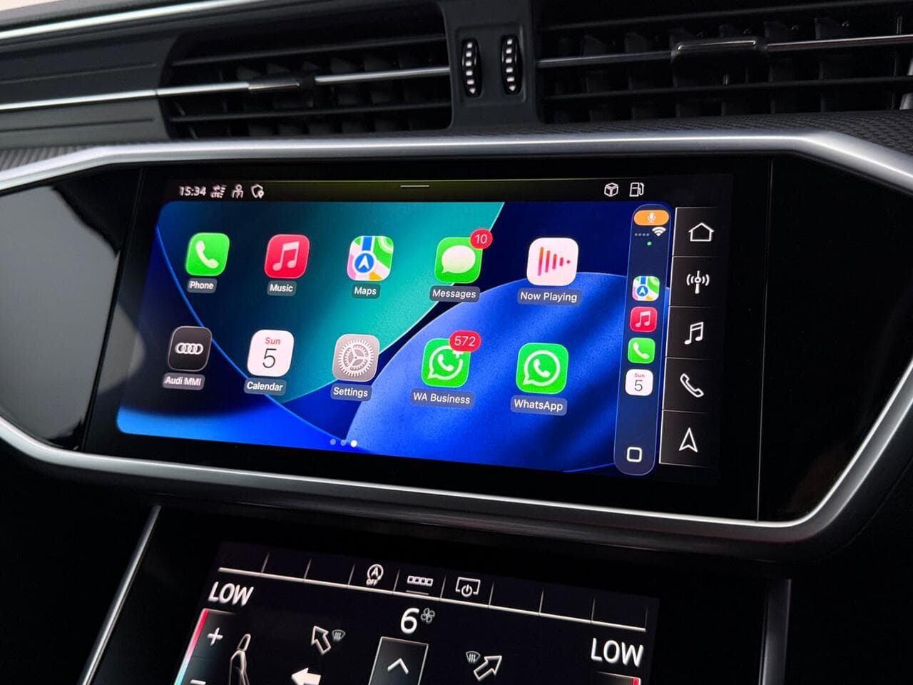 Audi A6 Avant thumbnail Infotainment System