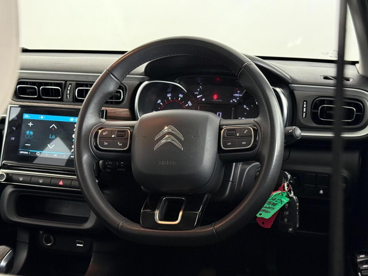 Citroen C3 thumbnail Steering Wheel