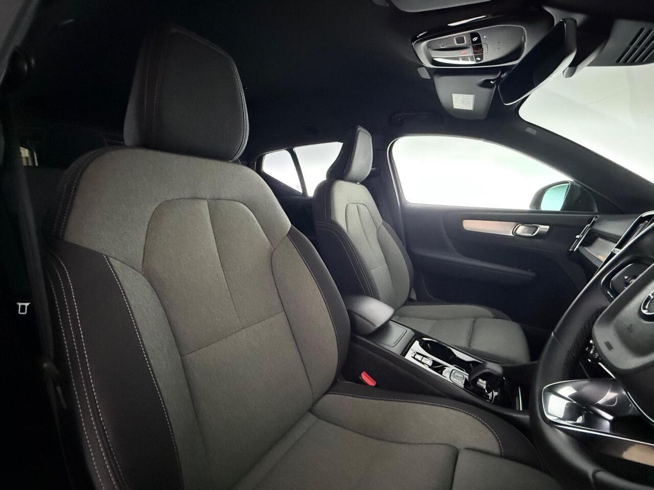 Volvo XC40 thumbnail Seat Driver