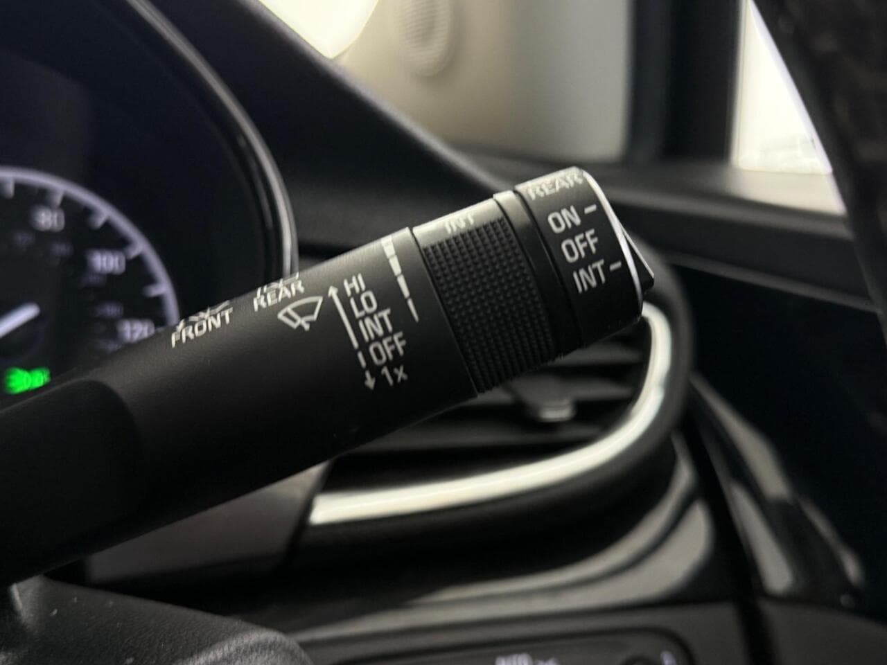 Vauxhall Mokka X thumbnail Misc Controls